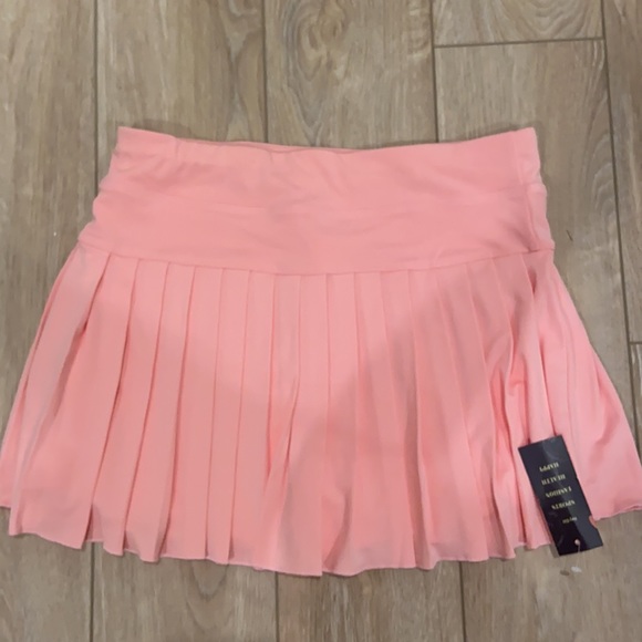 light baby pink tennis skirt! new with tags! amazon brand. - Picture 2 of 7